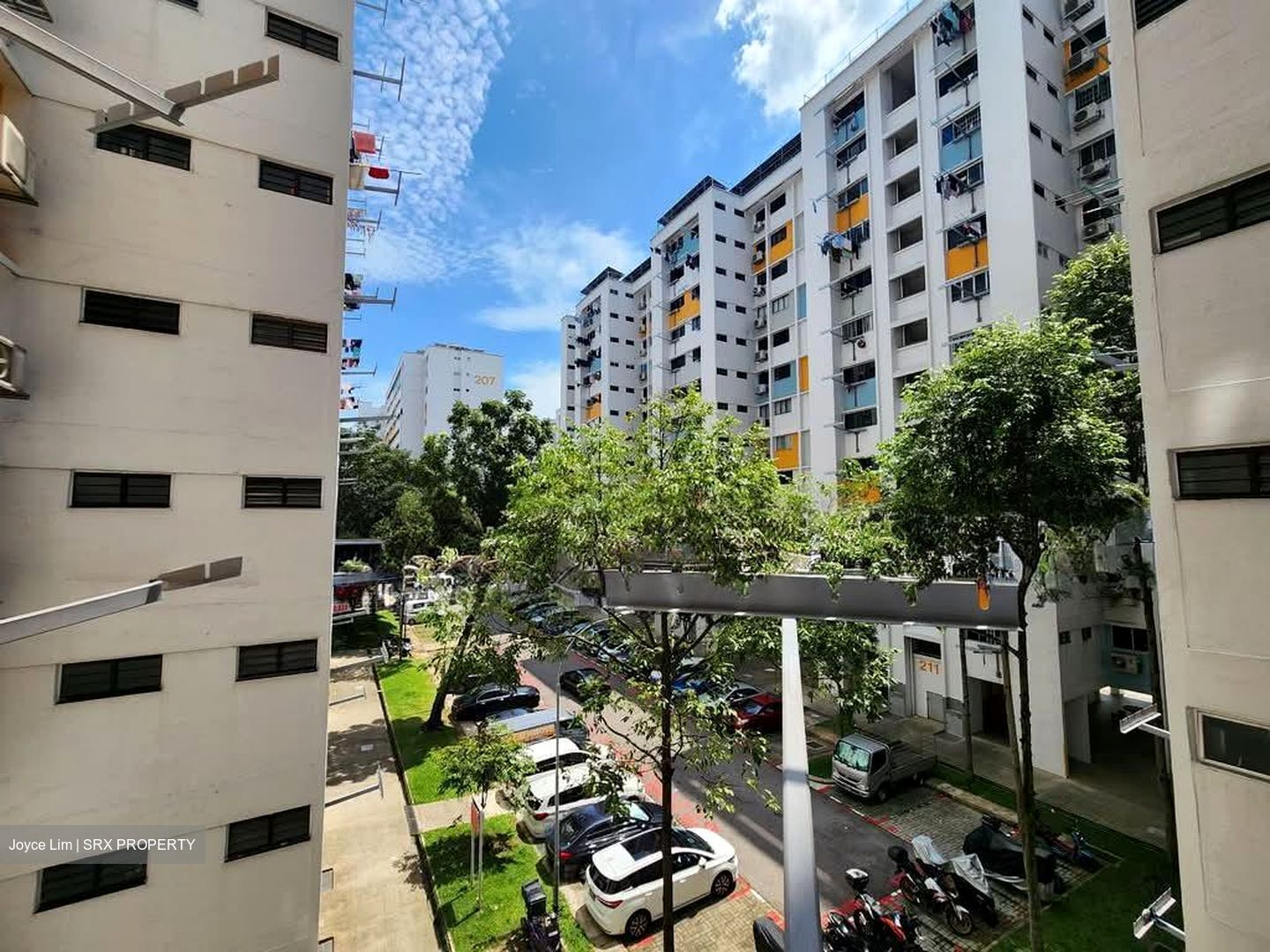 Blk 211 Bukit Batok Street 21 (Bukit Batok), HDB 4 Rooms #561619851